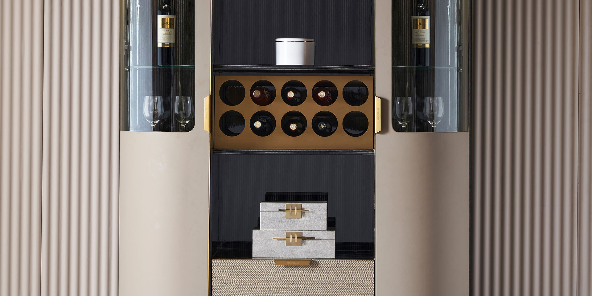 15A Wine Cabinet