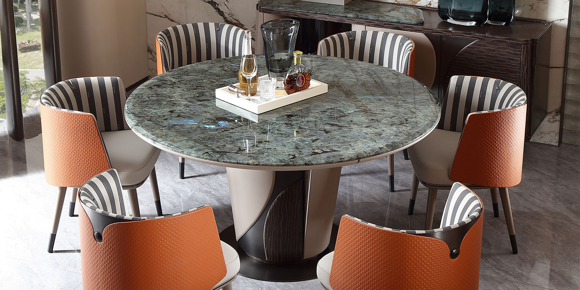2DA dining tables